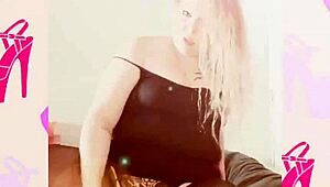 Flashing my pierced mature pussy in crotchless pantyhose stockings for fetish music video with fat bbw legs