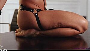 damn this redhead sub milf at work has me tied up in knots sanktor