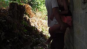 Sri Lankan Skinny Neighbor Fucks Outdoor Ass Raw?