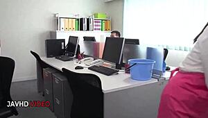 ASIAN OFFICE LADY CHIHIRIO AKINO SUCKS HARD WANTS CREAMPIE