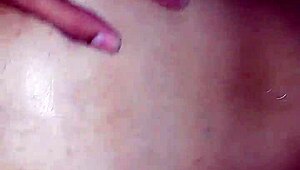 amateurs sneak into hotel room for raw pounding sex