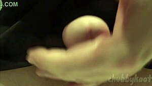 chubbykaot cums buckets hard 💦💦!!