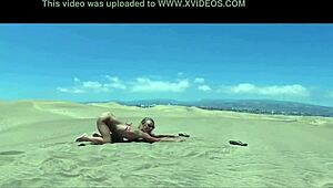 sasha bikeeva teases ass in micro-bikini at maspalomas dunes 🌴🍑