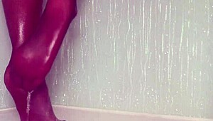 Wet nylon pantyhose feet tease shower stockings toes dripping