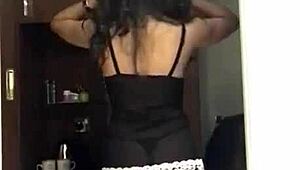 digame, aren't these sexy nude dance moves making you throb already?