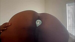 Ava Knightly anal plugs diamond for daddy cum