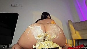 Curvy Latina Masturbates Fat Pussy with Holiday Dildo in Steamy Pov Session