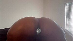 Ava Knightly anal plugs diamond for daddy cum