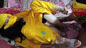 desi bhabhi chudai with dirty hindi audio on her wedding night first time