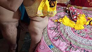 desi bhabhi chudai with dirty hindi audio on her wedding night first time