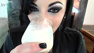 Goth babe spills dirty talk secrets in her milkshake maker interview