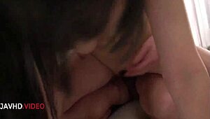 Japanese Teen's Sultry Blowjob