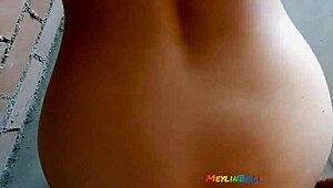 Casero albañil fucks owner's wife terrace Peruvian infiel big ass cute Brazilian