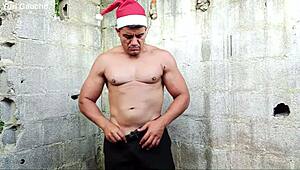 Yuri Gaúcho's Santa parody unleashes massive cock explosion