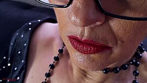 Peeking under 50-year-old housewife's miniskirt reveals hairy milf pussy