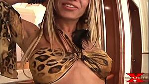 Horny Mature Latina Loves Deep Anal Creampie Pounding!