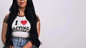australian teen holly day fingers pussy to orgasm after casting interview