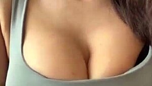 young neighbor's massive natural tits bounce in outdoor hookup