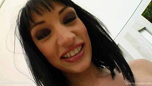 Wendy Covers Face in Blowbang Cum Explosion