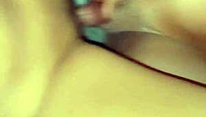 19yo pinay fucks cousin creampie in pussy!
