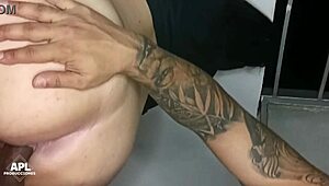 nova puta cachonda me la mama y se la come toda con juguetes y mucho sexo 😍🍆💦