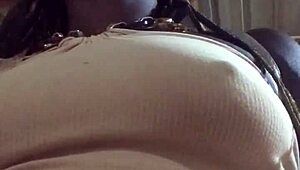 Come eat pussy with this black african lady now