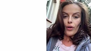 were on date you see my pegging pic on phone wanna stay or bail??