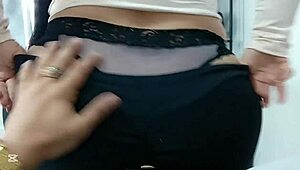 Gordita Cachonda Se Echa Un Rapidin Con Amante Antes De Cornudo 😈🍆