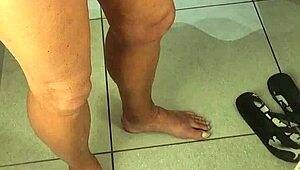 Handjob flashing in dressing room public tease