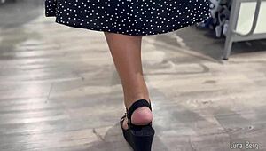 Stranger's footjob reward after buying milf heels at restaurant