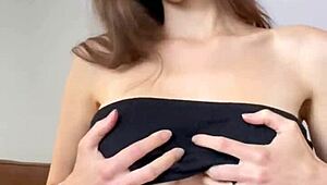 her breastmilk sprays wildly as lactating milf dildos to shattering orgasm