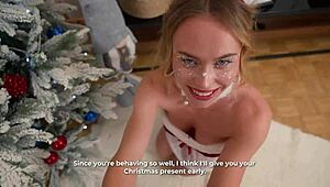 Decorating Christmas tree with toys and stepsis messy facial cumshot