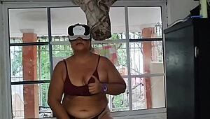 Perverted stepdad licks hairy pussy of VR-glasses chubby Latina then face-creampies her huge ass