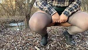 hey check out this mature curvy milf in pantyhose letting out her warm wet pussy stream