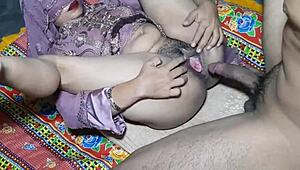 Quick wet pussy closeup hardcore fucking cums inside open hole asian style