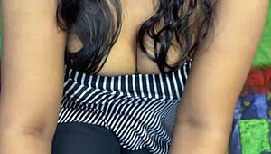 gf squirts hard after garbha dance fingering in viral indian mms