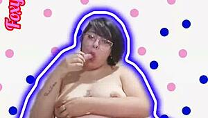 i shake my ass like a total slut in heat