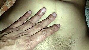 Newlywed bride screams in muscular groom's fetish honeymoon roleplay