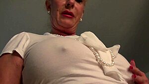 caught my boss milf fucking herself with big tits out 😈🤤