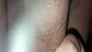 mmm this homemade caramel on my boyfriend's cock tastes so sweet for sucking 😋🍆💦