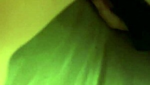 pregnant babe takes double penetration while sucking dick deep