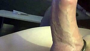 infamous adore makin myself cum so hard in the livin room!!