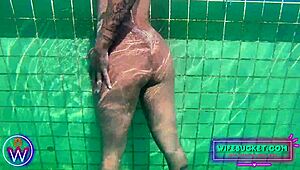 doesn't her puffy pussy look irresistible glistening wet underwater like that?