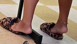 Hidden Ebony Lightskin Feet Candid Closeups V2
