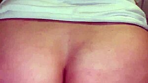 stepmom's huge natural tits bounce as she jumps on my big cock n i fuck her crazy wet pussy hard!! 💦🍆