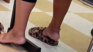 Hidden Ebony Lightskin Feet Candid Closeups V2