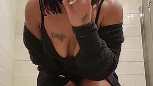 Ebony Flashes Saggy Tits Then Masturbates in Public Store!