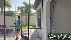 Pool boy scores big 😍 - Indica Marie & Essie deepthroat & ride his cock poolside!
