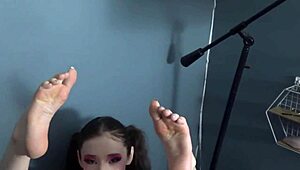omg bimbo barbie's hot pussy takes rough throat ride n huge facial cumshot