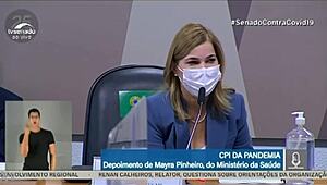 Ei, vovê arromba essa novinha sem dó nenhuma?